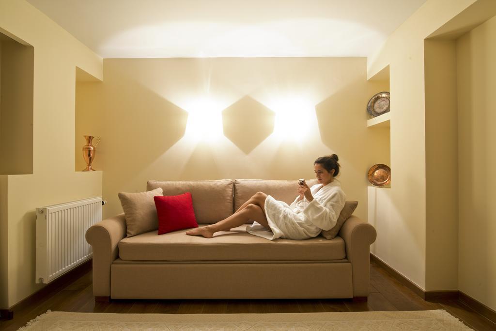 Hotel Ellinon Thea Arachova Zimmer foto
