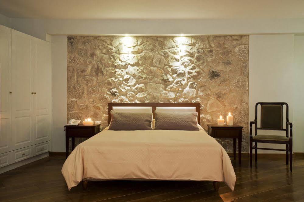 Hotel Ellinon Thea Arachova Exterior foto